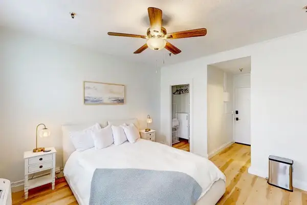 235 Sunrise Avenue #3215, Palm Beach, FL 33480