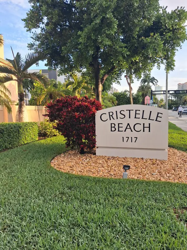 Address Withheld By Seller, Pompano Beach, FL 33062