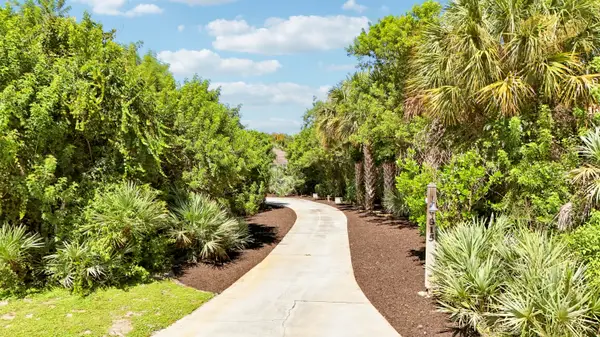 815 N E Stokes Terrace, Jensen Beach, FL 34957