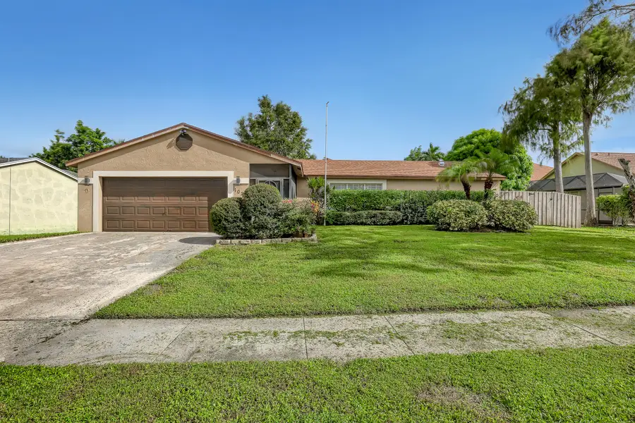 102 Sand Pine Way, Royal Palm Beach, FL 33411 - #3