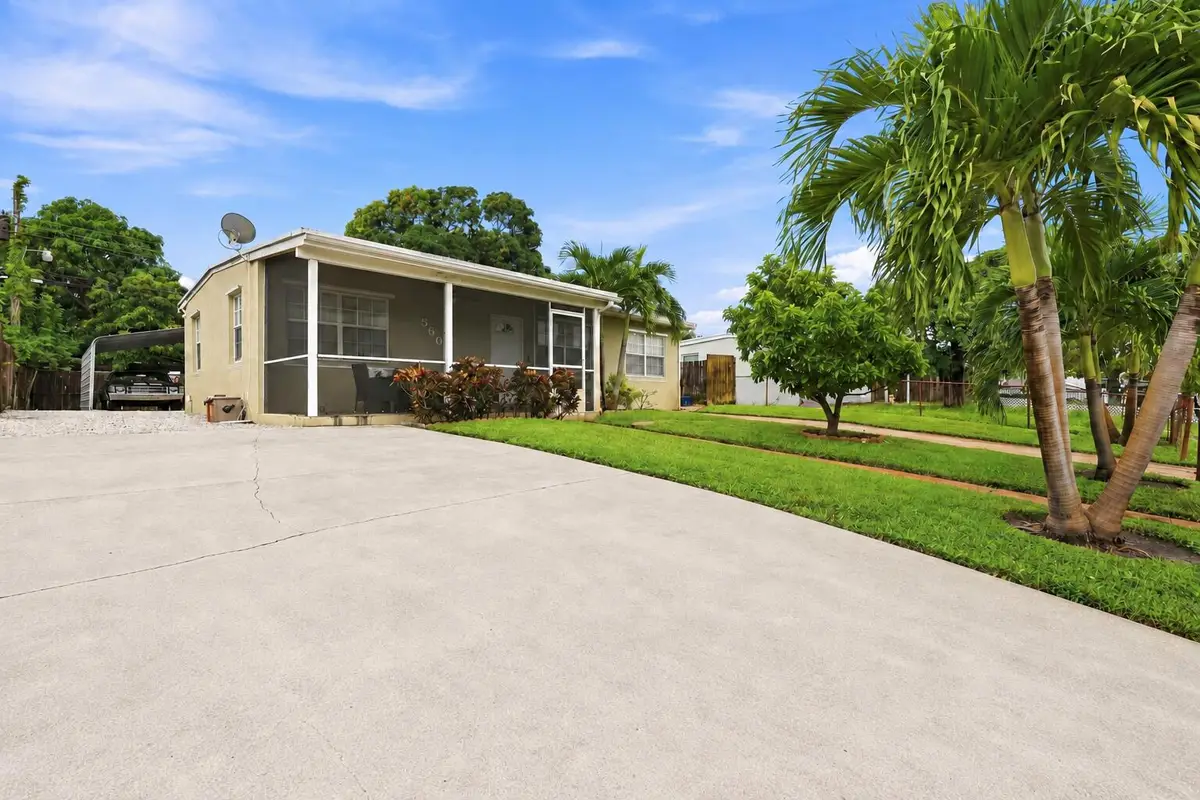 560 Seagrape Road, Lantana, FL 33462 - #1