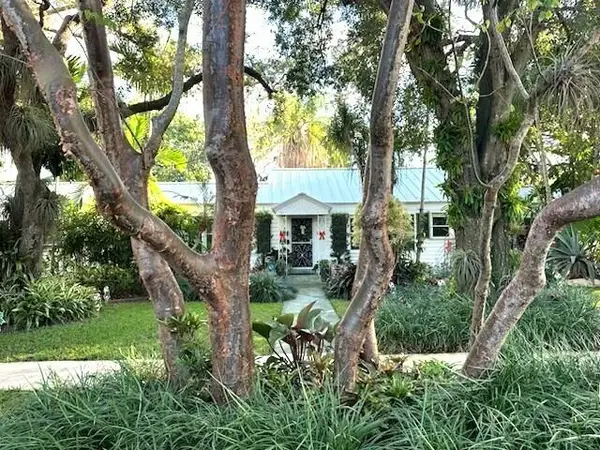 41 SW 5th Street, Dania Beach, FL 33004