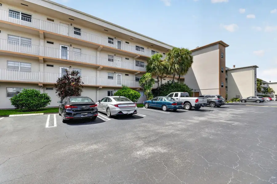 230 NE 26th Avenue #412, Boynton Beach, FL 33435 - #3