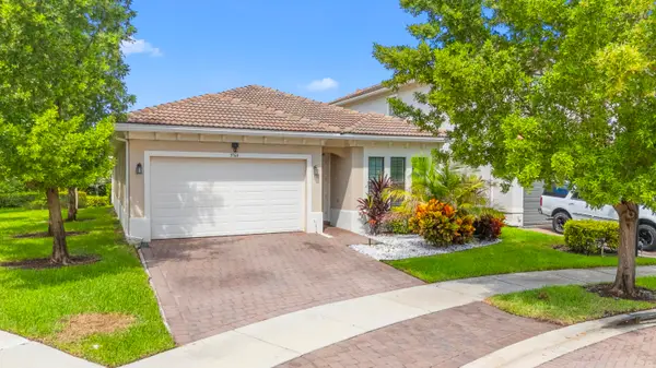 3764 NW 89th Way, Coral Springs, FL 33065