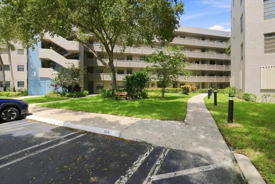 1100 Colony Point Circle #121, Pembroke Pines, FL 33026 - #2