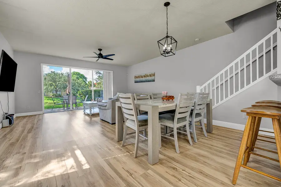 1106 Pinewood Lake Court, Greenacres, FL 33415 - #2