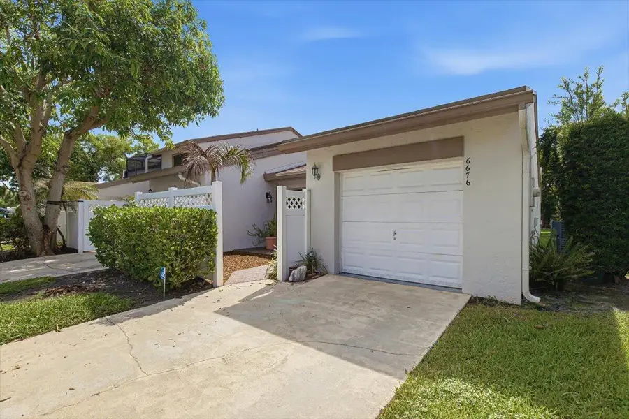 6676 Canary Palm Circle #19, Boca Raton, FL 33433 - #2