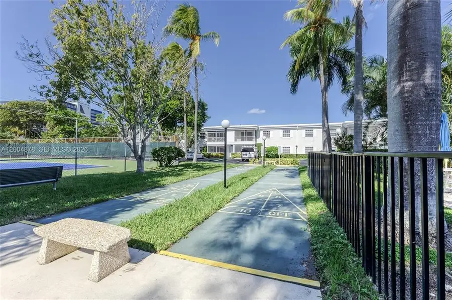 6207 Bay Club Drive #1, Fort Lauderdale, FL 33308 - #3