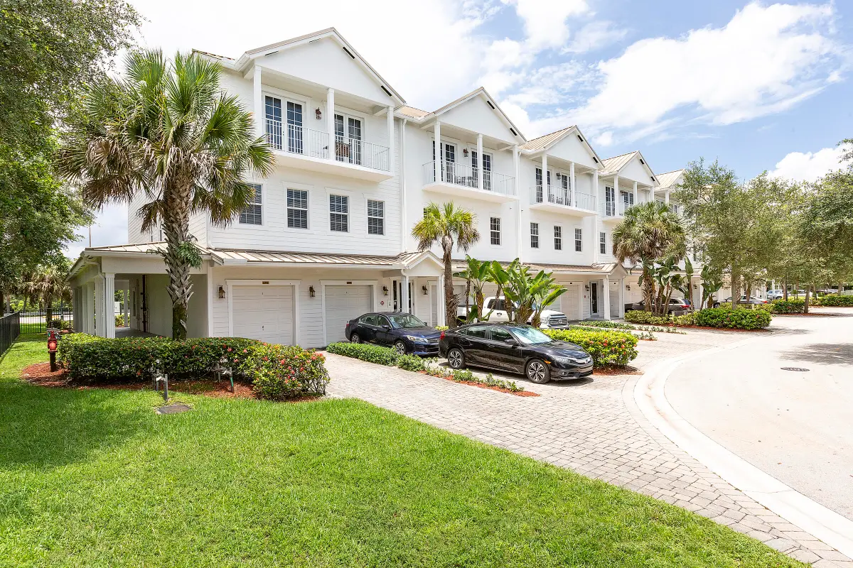 6807 Lakeside Circle N #102-1, Davie, FL 33314 - #1