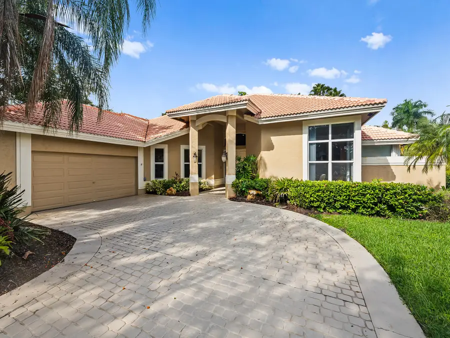 1207 Manor Drive S, Weston, FL 33326 - #3