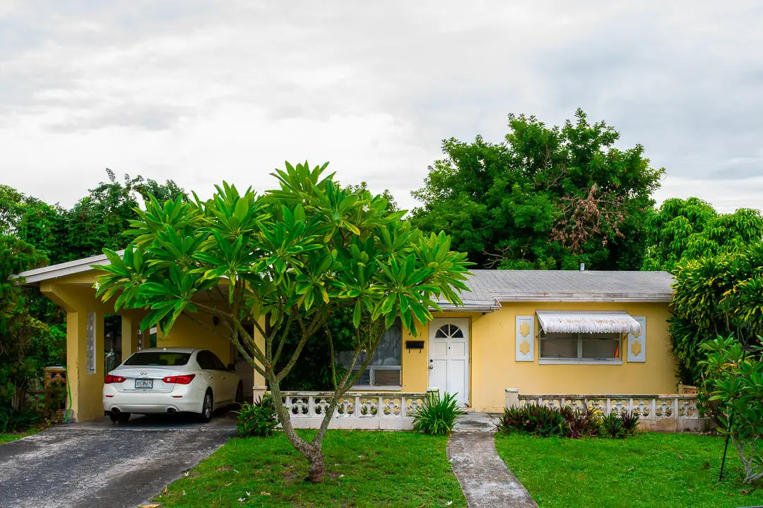 4211 NW 43rd Street, Lauderdale Lakes, FL 33319 - #1