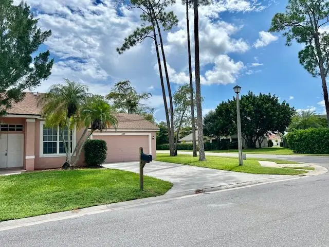 1182 Aviary Road, Wellington, FL 33414 - #2