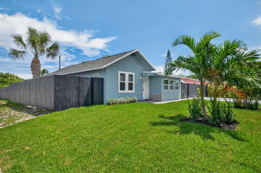 1002 S B Street, Lake Worth Beach, FL 33460 - #2