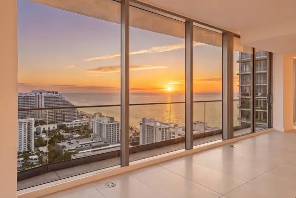 153 N Seabreeze Boulevard #2404, Fort Lauderdale, FL 33304