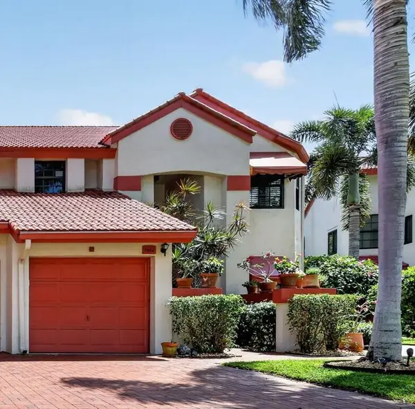 7856 Lexington Club Boulevard #B, Delray Beach, FL 33446