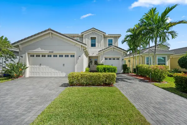 15055 Goldfinch Circle, Westlake, FL 33470