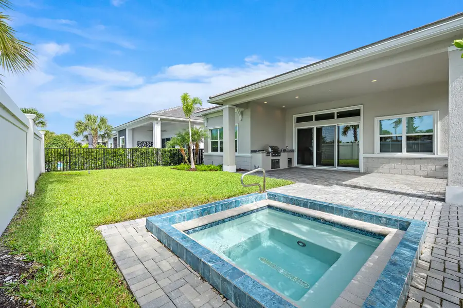 9901 Regency Way, Palm Beach Gardens, FL 33412 - #2