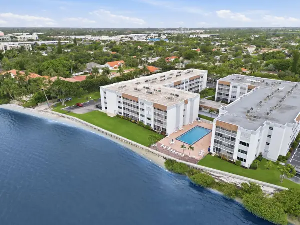 1516 S Lakeside Drive #408, Lake Worth Beach, FL 33460