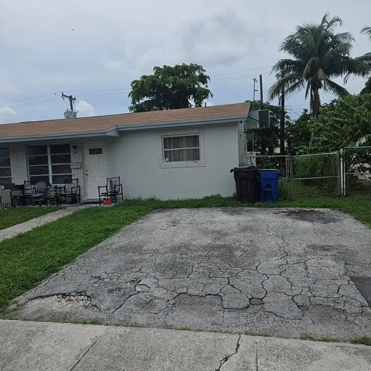 4133 NW 39th Avenue, Lauderdale Lakes, FL 33309 - #1