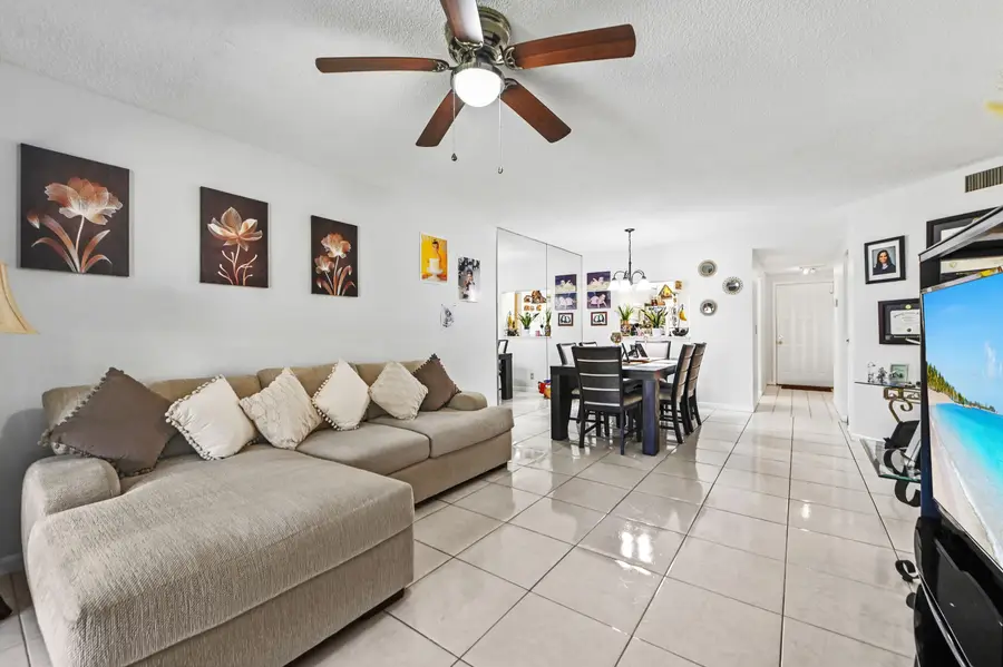 3385 Lucerne Park Drive, Greenacres, FL 33467 - #2