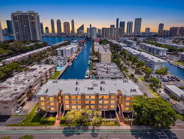 17051 NE 35th Avenue #307, North Miami Beach, FL 33160