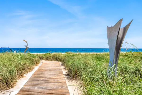 1200 Holiday Drive #902, Fort Lauderdale, FL 33316