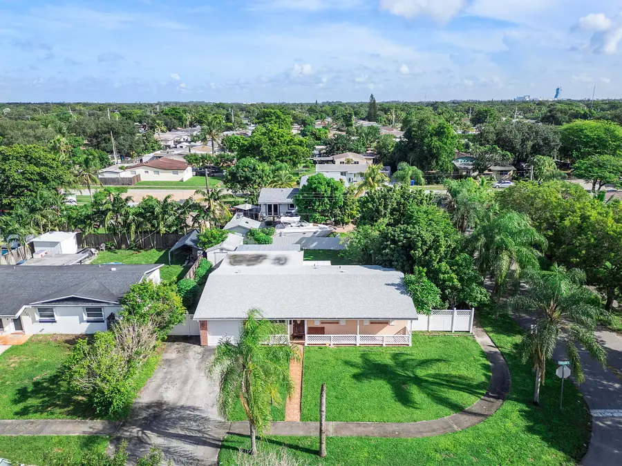 7081 Taylor Street, Hollywood, FL 33024 - #3