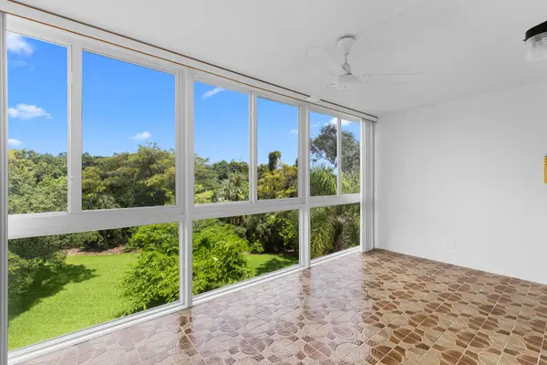 4062 Oakridge F #4062, Deerfield Beach, FL 33442