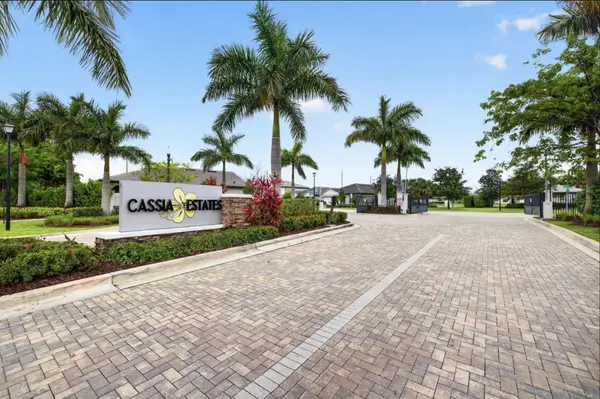 3149 Tamarind Drive #Lot 26, Lauderdale Lakes, FL 33311
