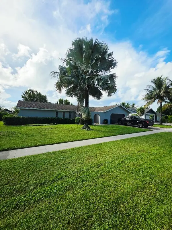 12758 Guilford Circle, Wellington, FL 33414