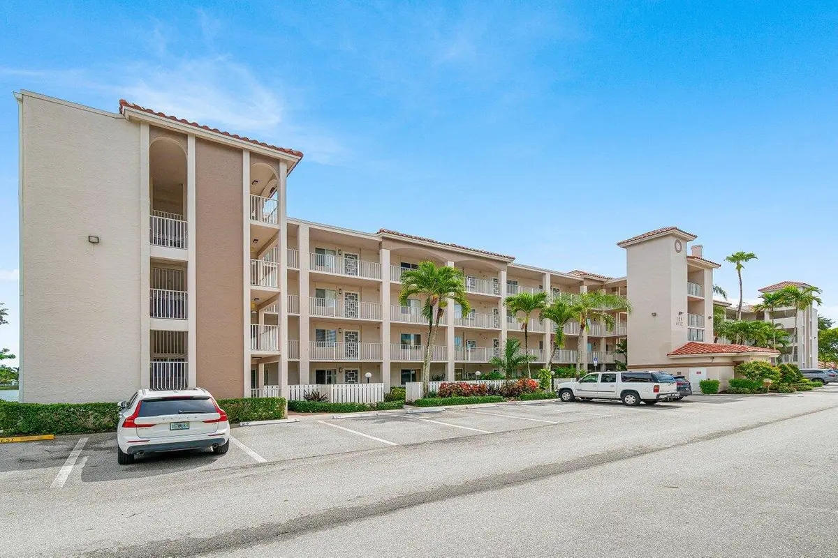 6112 Huntwick Terrace #102, Delray Beach, FL 33484 - #1