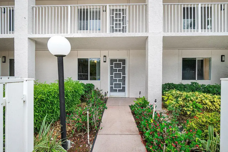 6112 Huntwick Terrace #102, Delray Beach, FL 33484 - #3