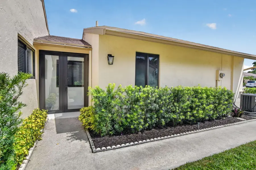 818 NW 26th Avenue, Delray Beach, FL 33445 - #2