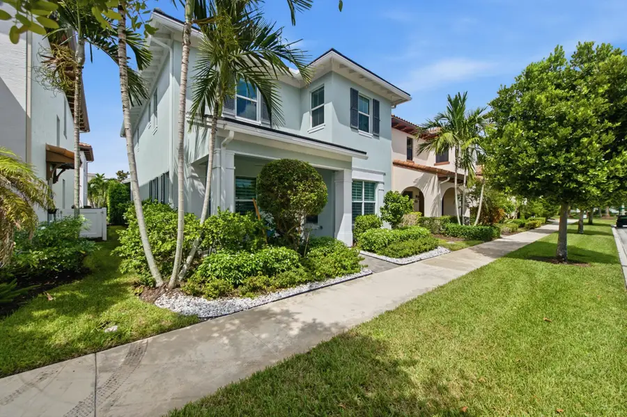 8015 Hobbes Way, Palm Beach Gardens, FL 33418 - #2