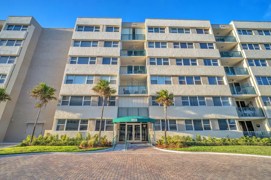 1239 Hillsboro Mile #202, Hillsboro Beach, FL 33062 - #3