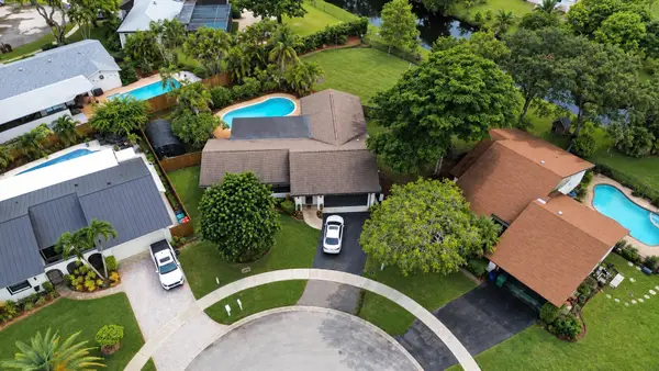 8764 SW 51st Court, Cooper City, FL 33328