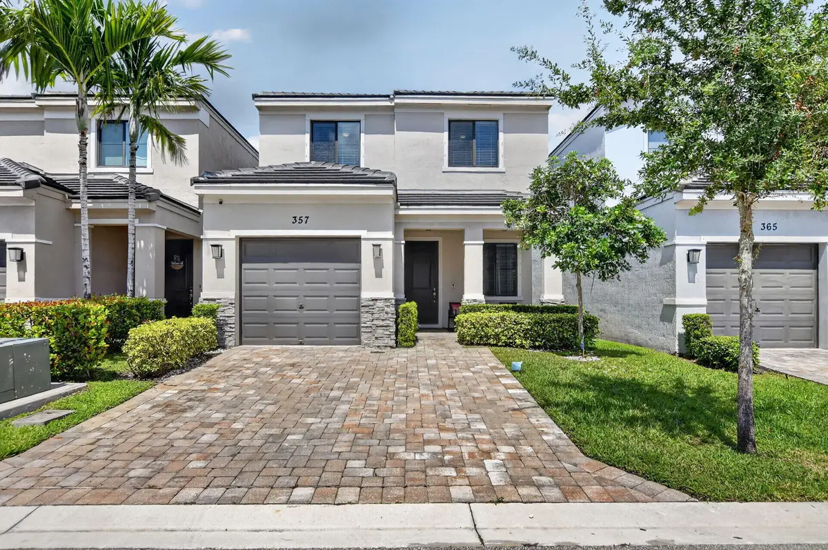 357 NW 36th Avenue, Pompano Beach, FL 33069 - #1