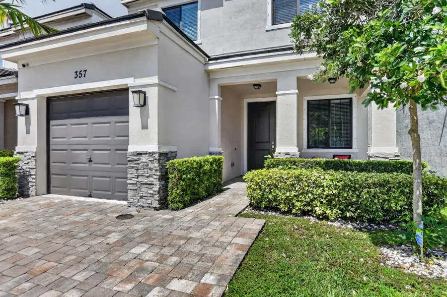 357 NW 36th Avenue, Pompano Beach, FL 33069 - #3