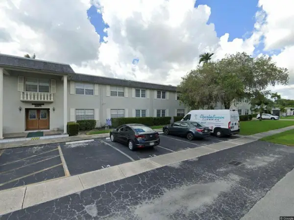 1560 Mckinley Street #111W, Hollywood, FL 33020