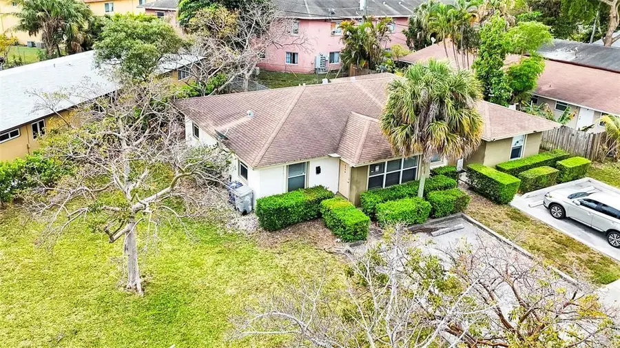 330 Avondale Drive, Pompano Beach, FL 33060 - #2