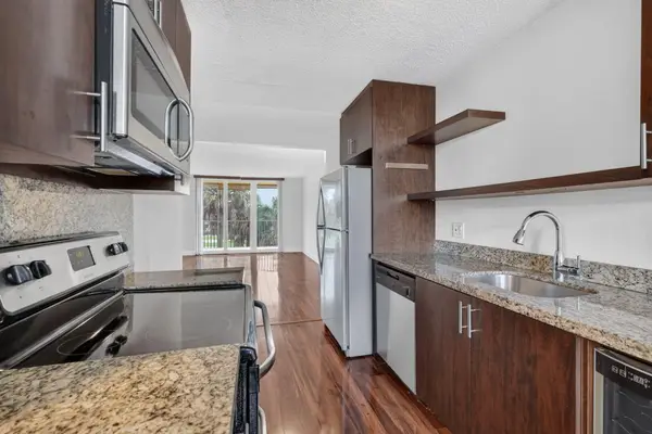 250 Jacaranda Drive #411, Plantation, FL 33324