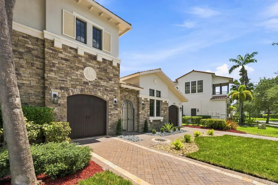 8166 Emerald Avenue, Parkland, FL 33076 - #2