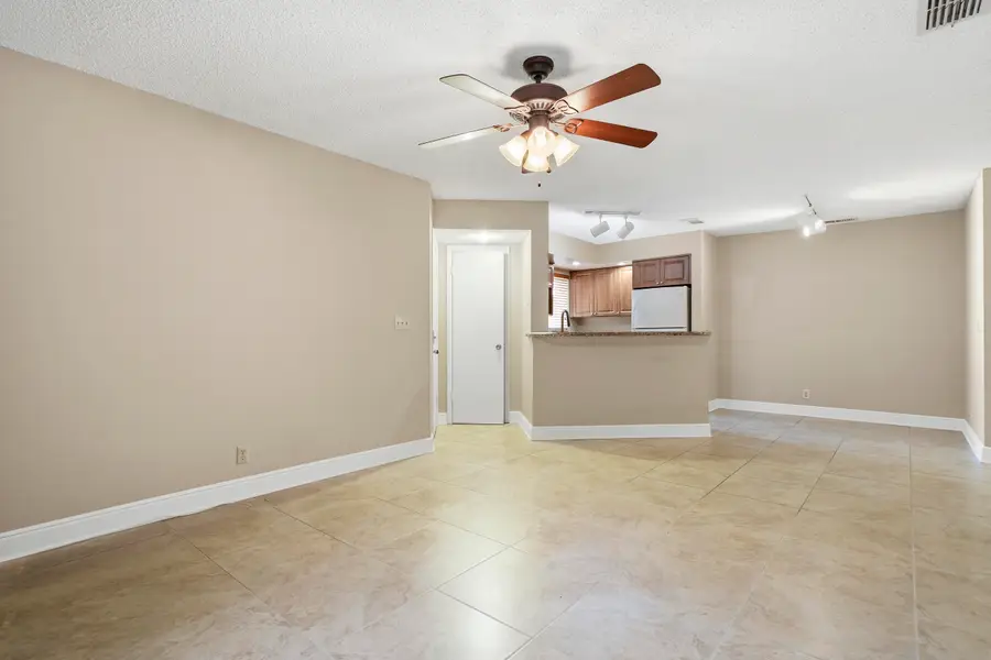 3350 Pinewalk Drive N #1411, Margate, FL 33063 - #3