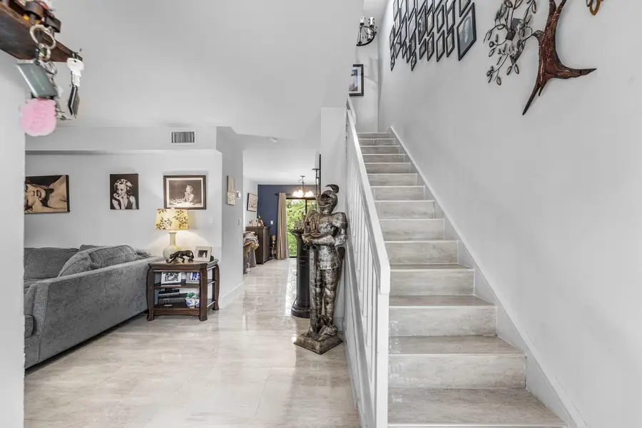 209 Wimbledon Lakes Drive, Plantation, FL 33324 - #3