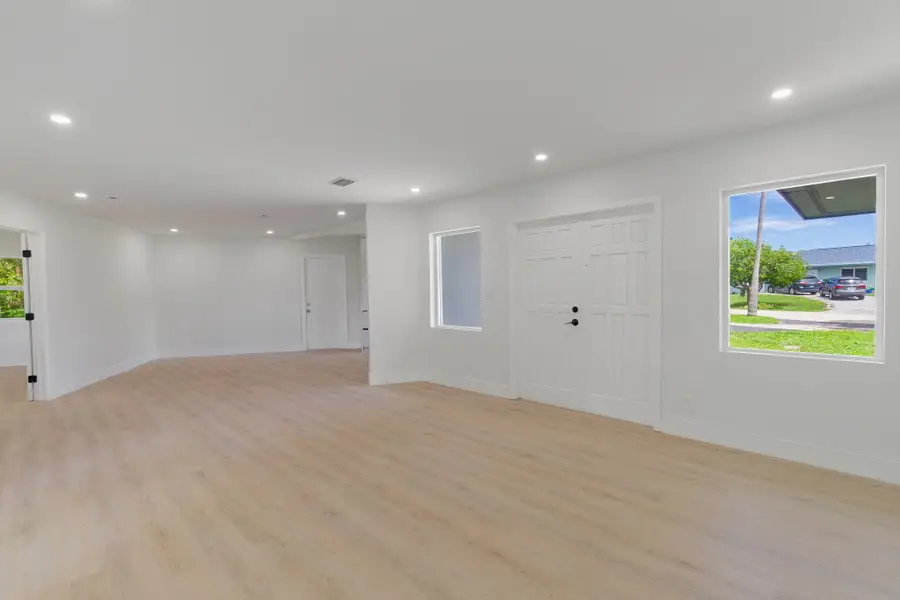 413 N Ware Drive, West Palm Beach, FL 33409 - #3