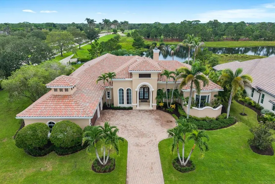 102 SE Rio Casarano, Port Saint Lucie, FL 34984 - #2
