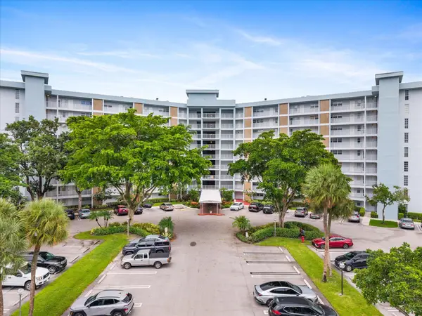 3051 N Course Drive #909, Pompano Beach, FL 33069