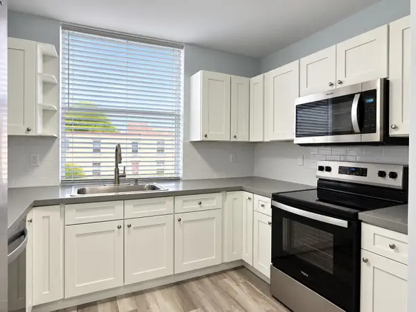9 Willowbrook Lane #208, Delray Beach, FL 33446