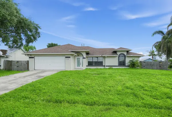 3109 SE Mall Terrace, Port St Lucie, FL 34984