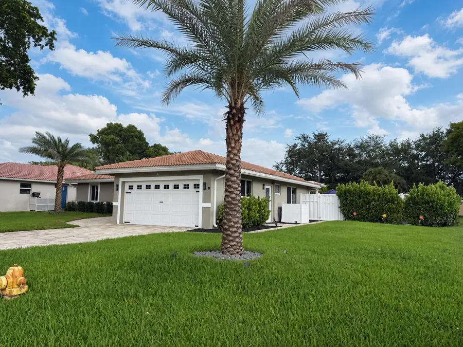 839 NW 107th Lane, Coral Springs, FL 33071 - #3